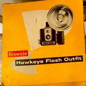 Brownie Hawkeye Vintage Camera!